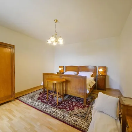 House With A Parking Space - 17868 Holiday home